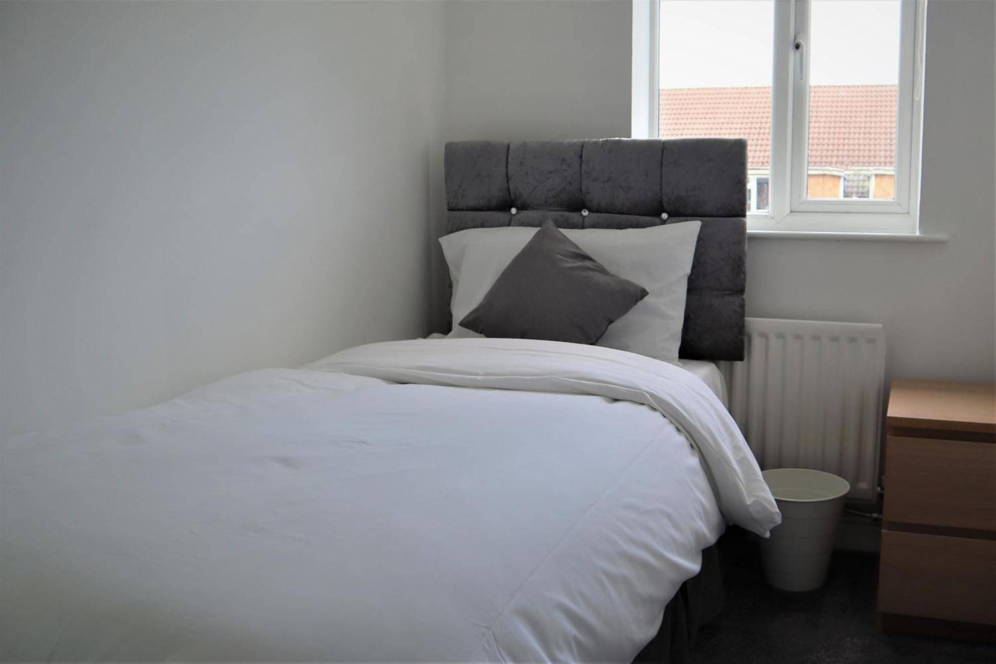 Heron House Thrapston  Bagian luar foto